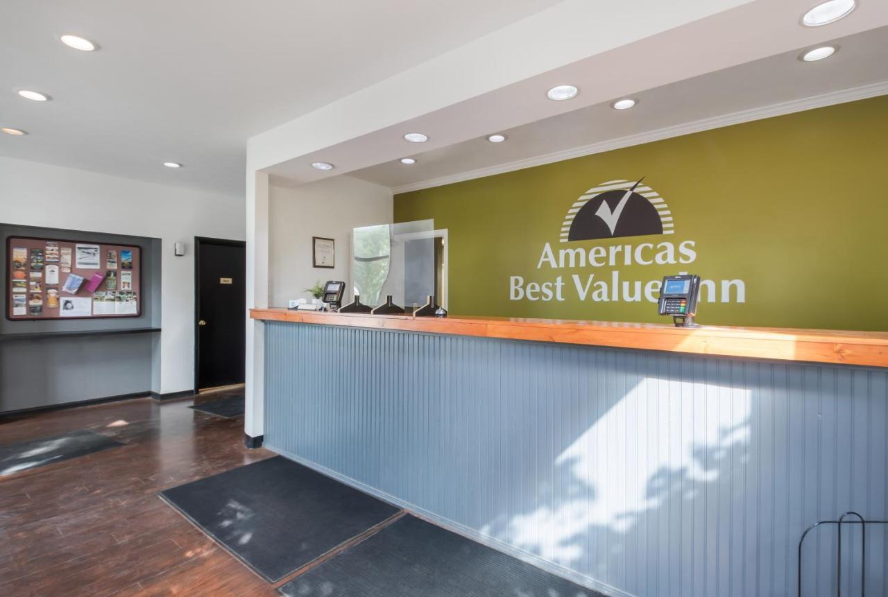 Americas Best Value Inn-Painted Post Exterior photo