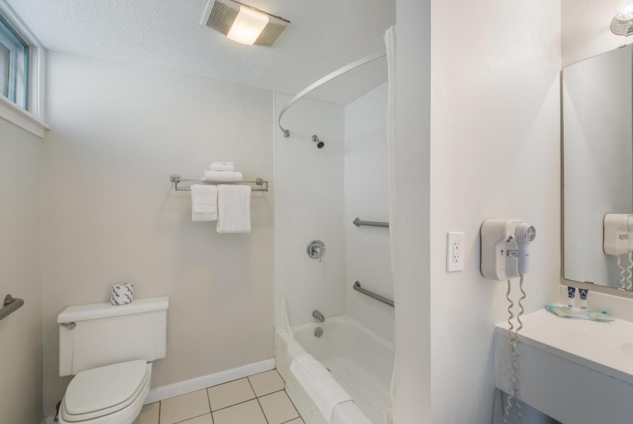 Americas Best Value Inn-Painted Post Exterior photo